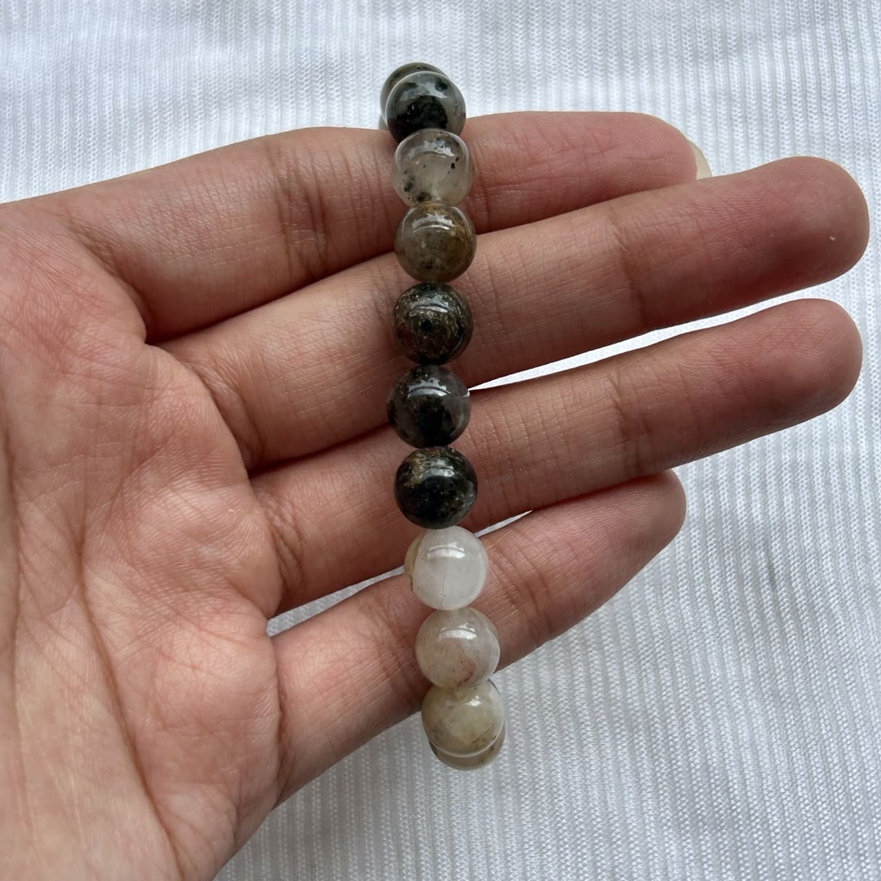 Rutile Bracelet - Close UP