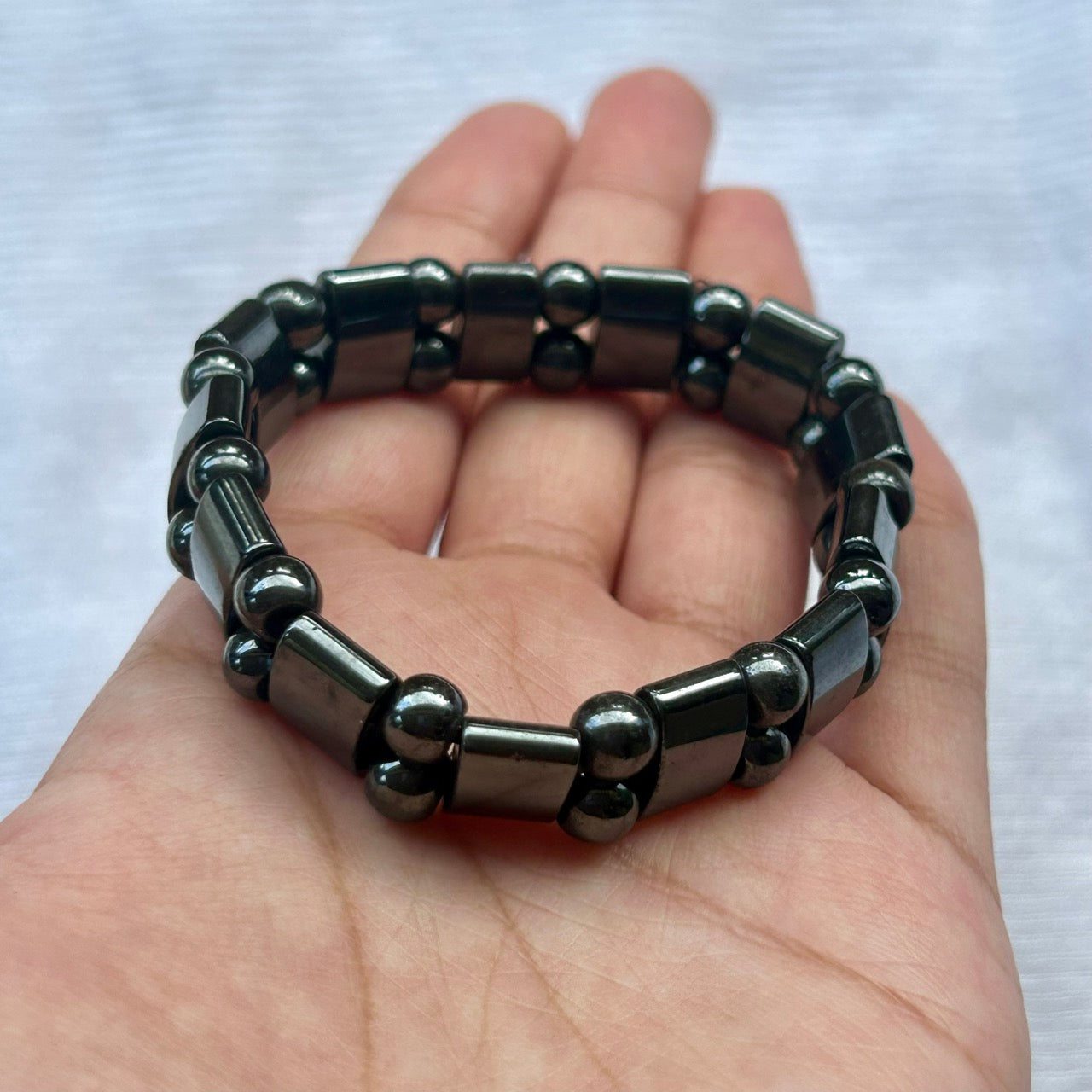 Magnet Bracelet Classic - In Hand